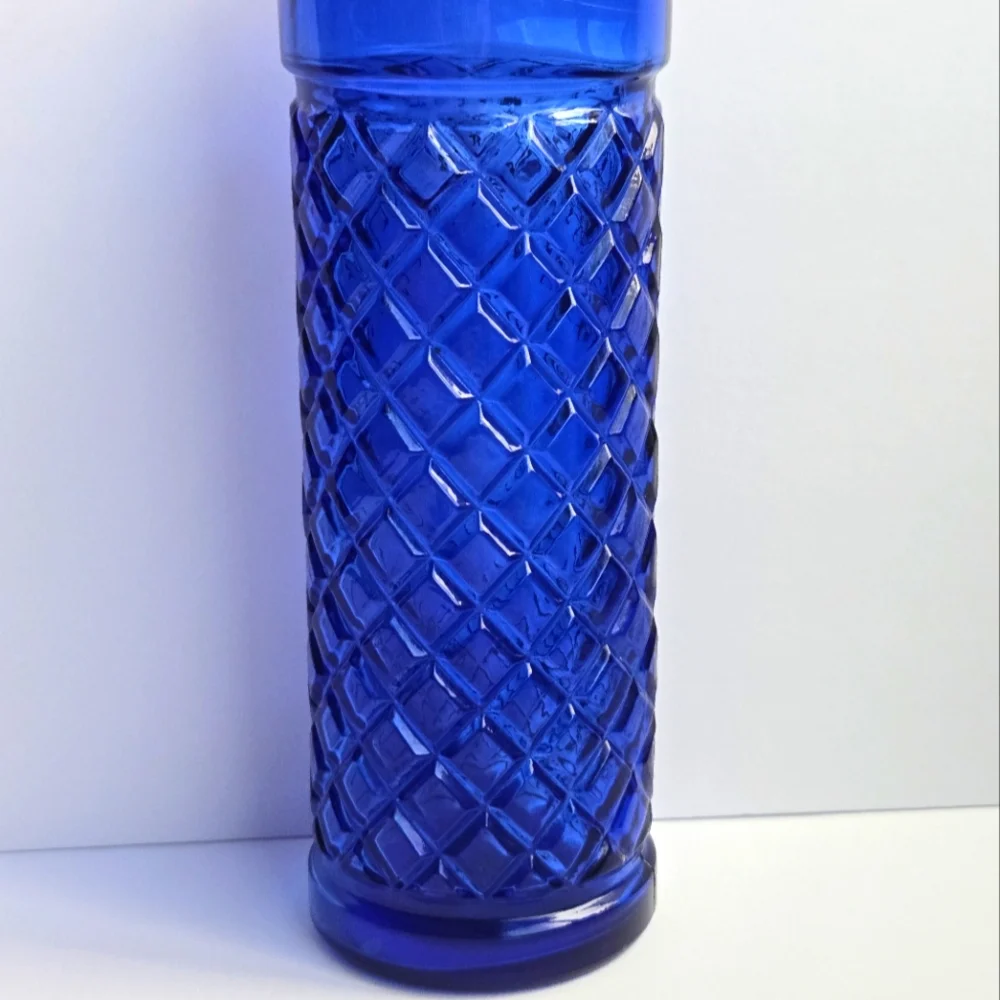 VTG PIER 1 Cobalt Blue Glass Bottle Decanter Diamond Lattice Textured Vase Spain